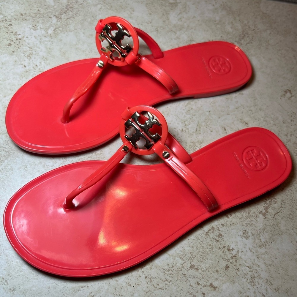 Tory Burch Mini Miller Jelly Thong Sandals Size 9 Orange Coral Double T Gold EUC - Picture 2 of 8